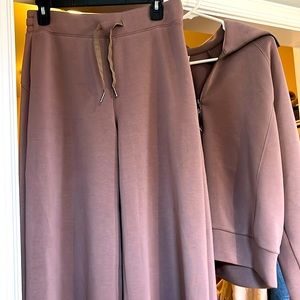 Air Essentials Zip Up and Pants Smoke Colored Extra Large Top Large Pants